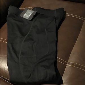 Baseline tight capri’s, size m, Fabletics